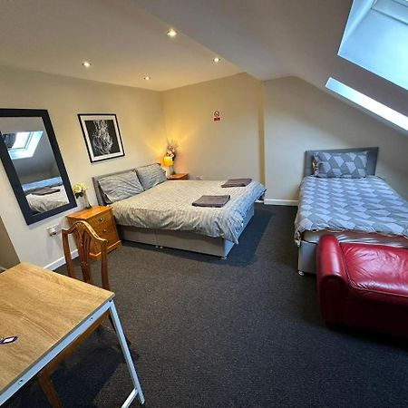 Apartament Luton Town House Near Airport Zewnętrze zdjęcie