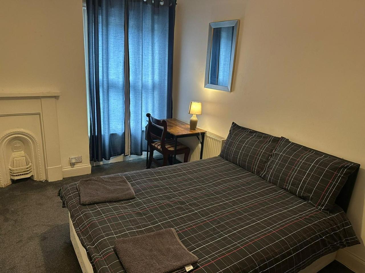 Apartament Luton Town House Near Airport Zewnętrze zdjęcie