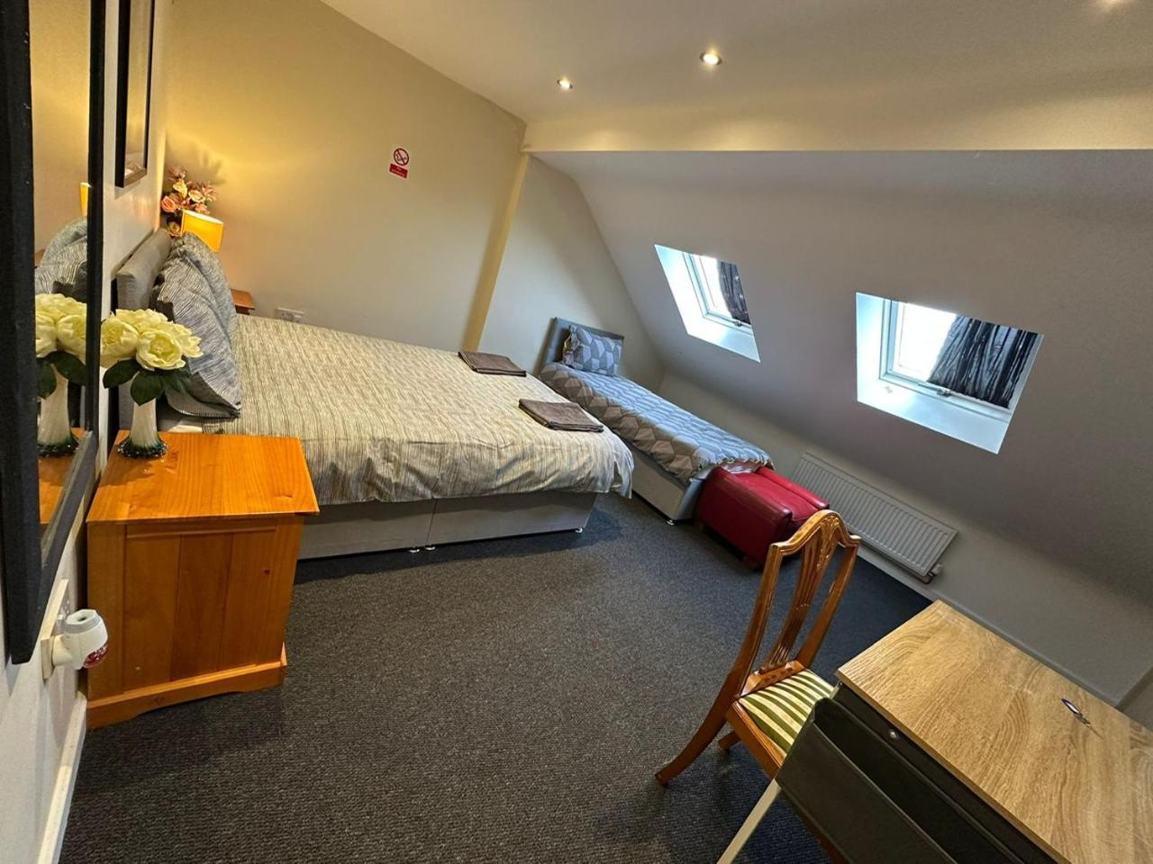 Apartament Luton Town House Near Airport Zewnętrze zdjęcie